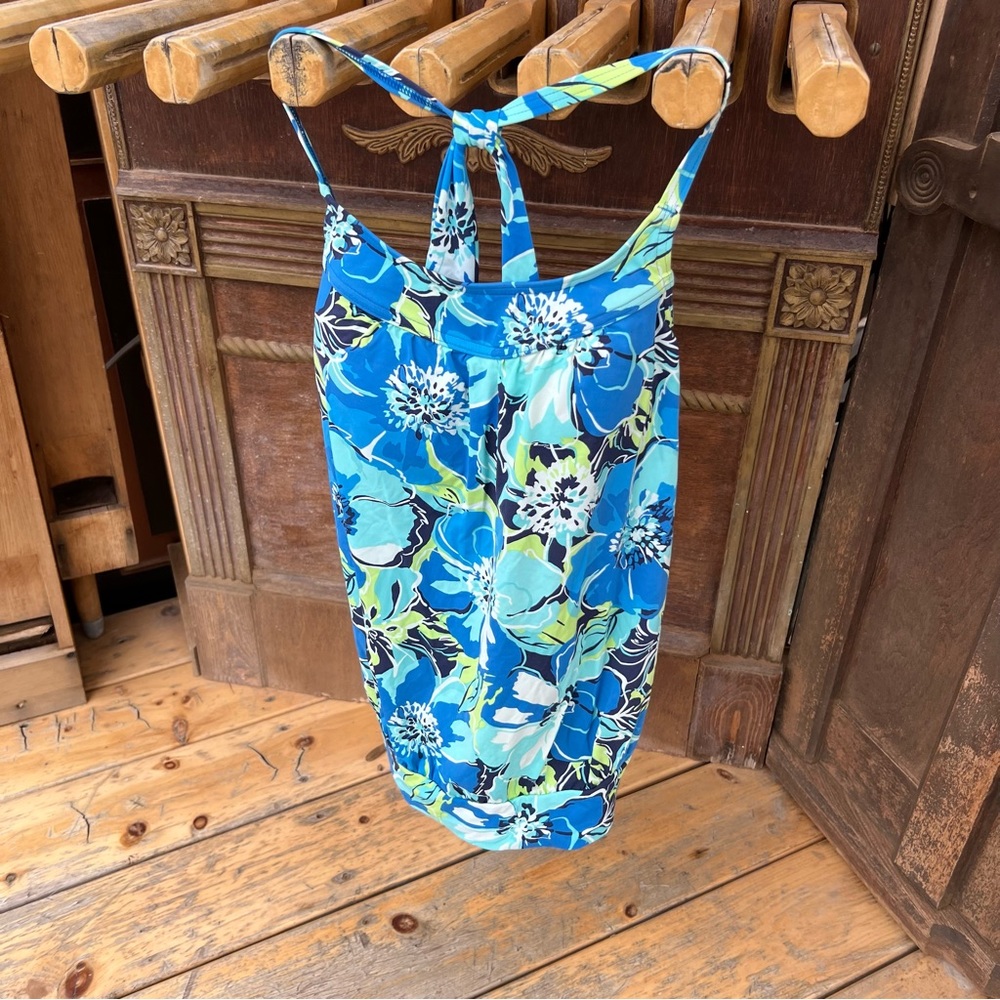 Lands’ End tankini gorgeous blues great back, waist band built in pads shelf bra